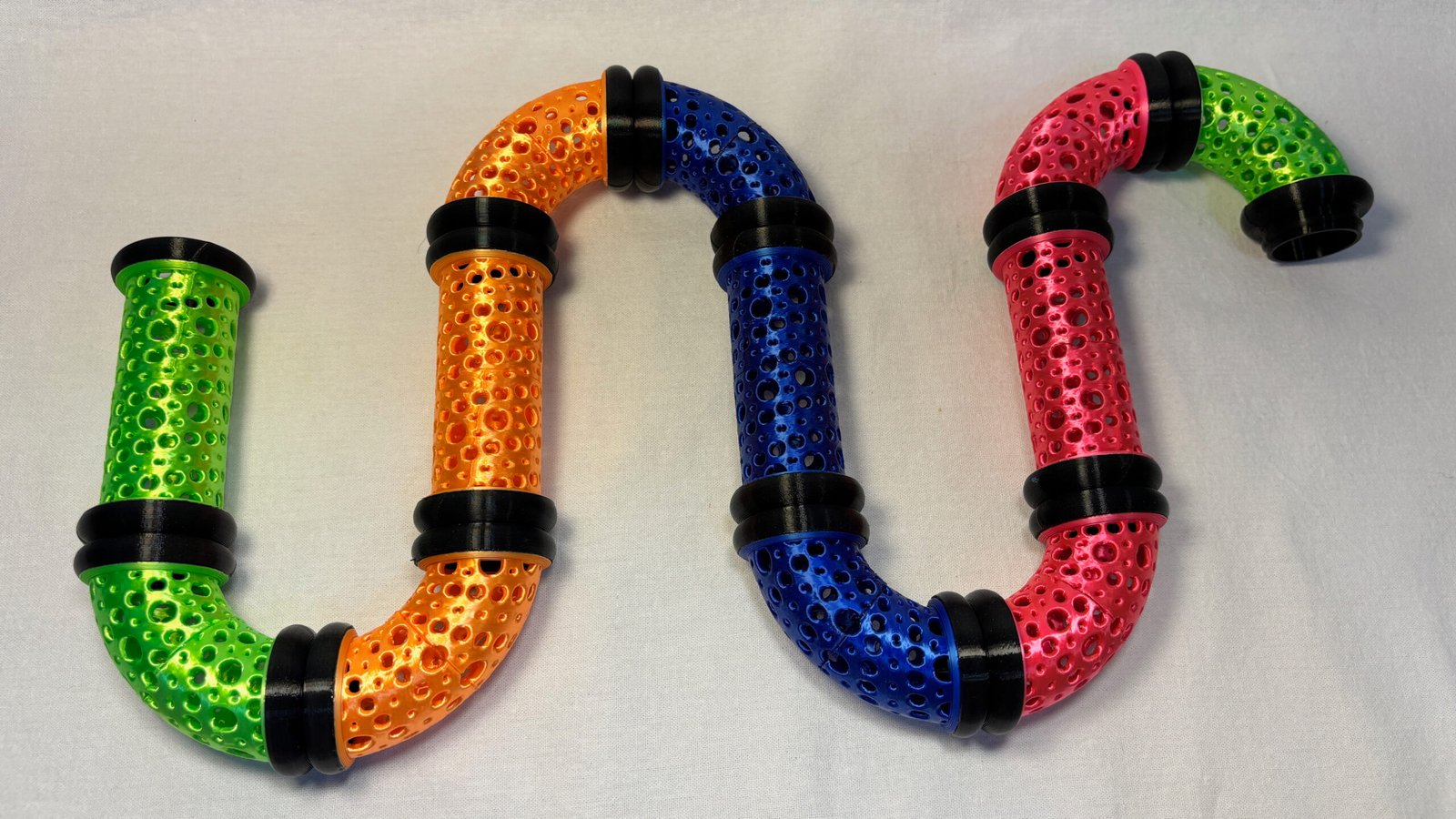 Build Super Flow Tubes into a groovy LED marble run sculpture you can display, play and dance with! Patent Pending # 19/203,500.