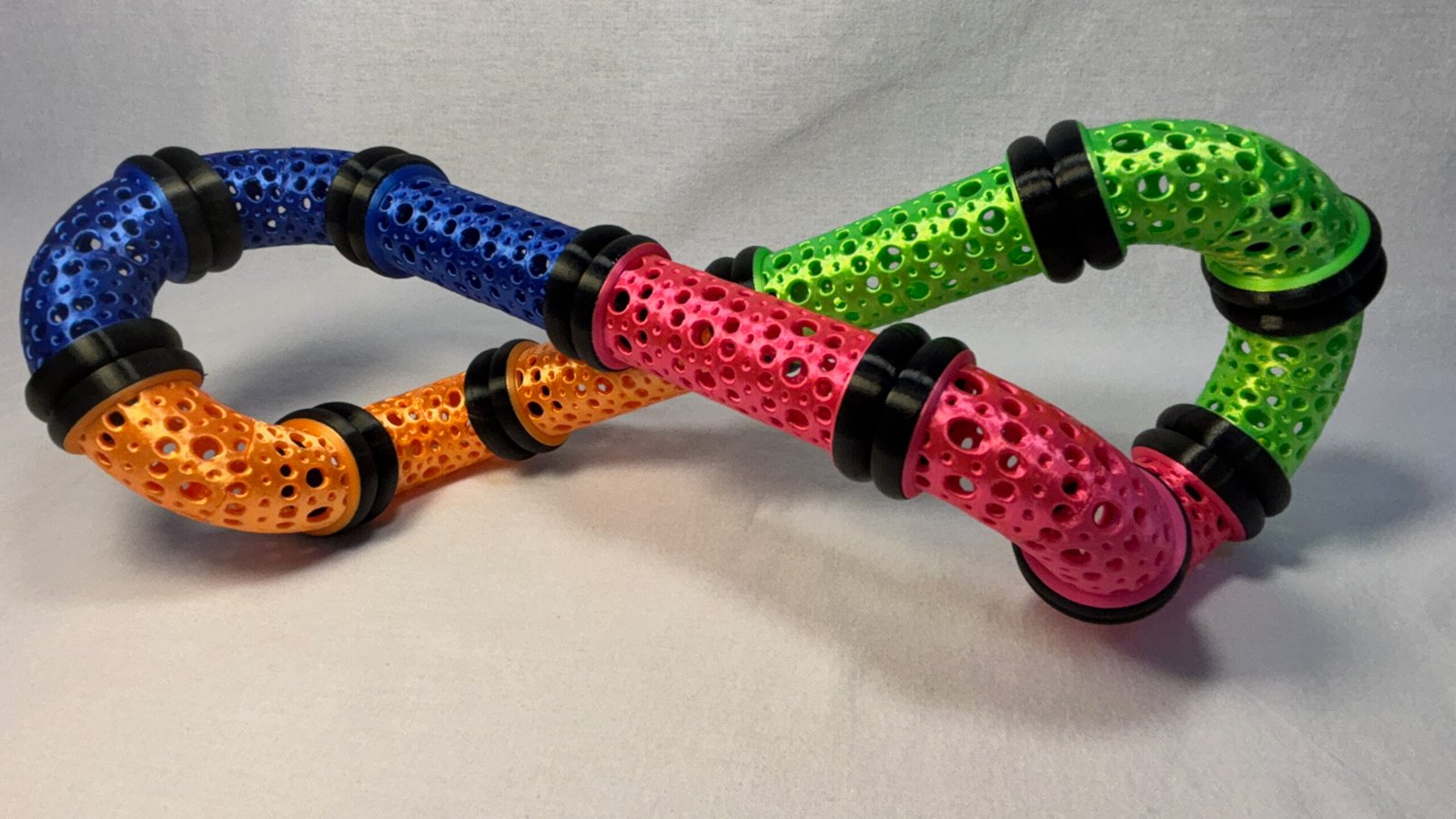 Build Super Flow Tubes into a groovy LED marble run sculpture you can display, play and dance with! Patent Pending # 19/203,500.