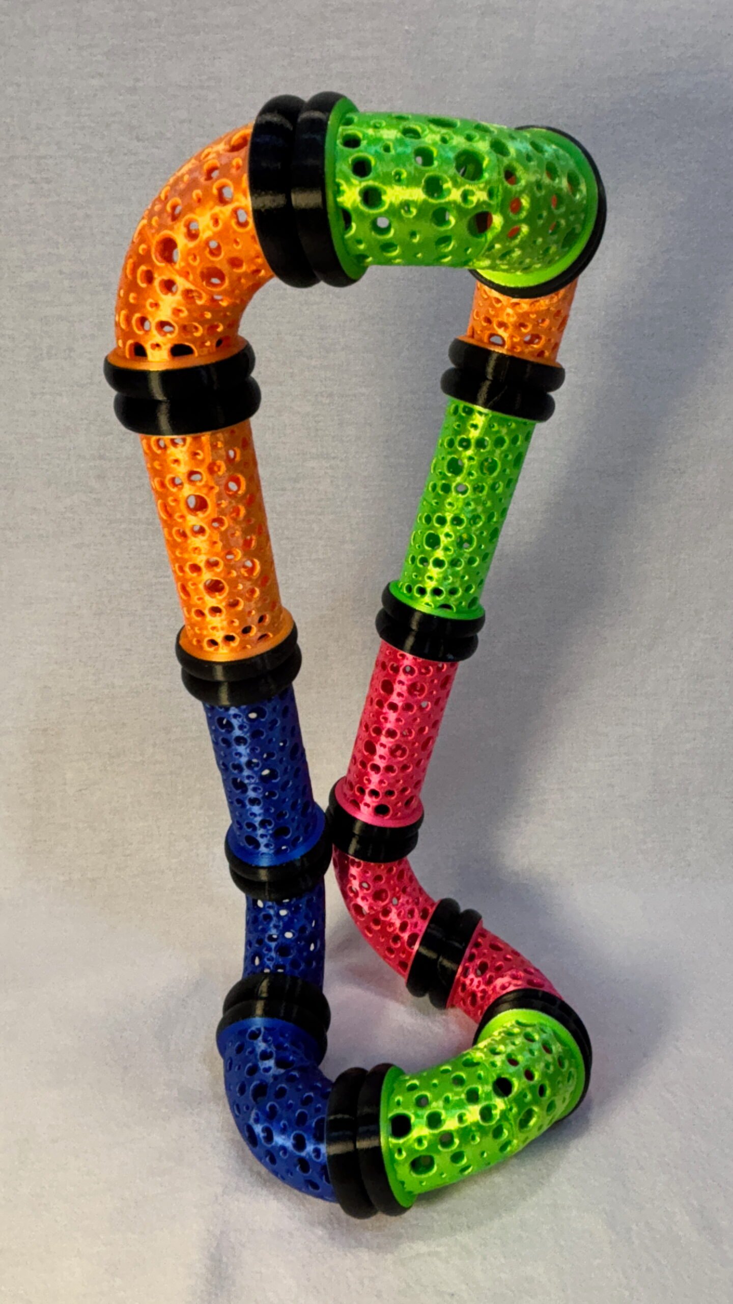 Build Super Flow Tubes into a groovy LED marble run sculpture you can display, play and dance with! Patent Pending # 19/203,500.