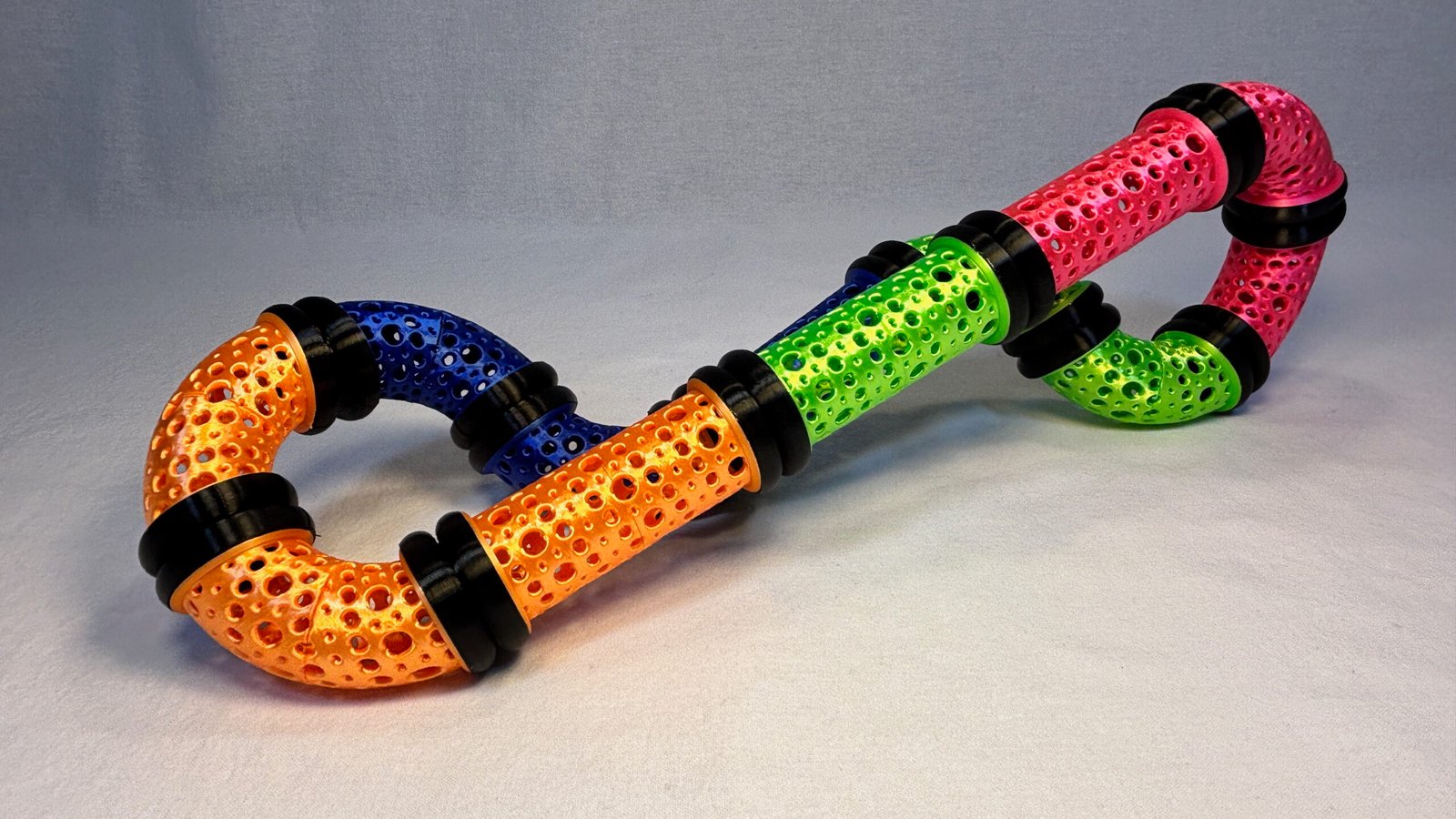 Build Super Flow Tubes into a groovy LED marble run sculpture you can display, play and dance with! Patent Pending # 19/203,500.