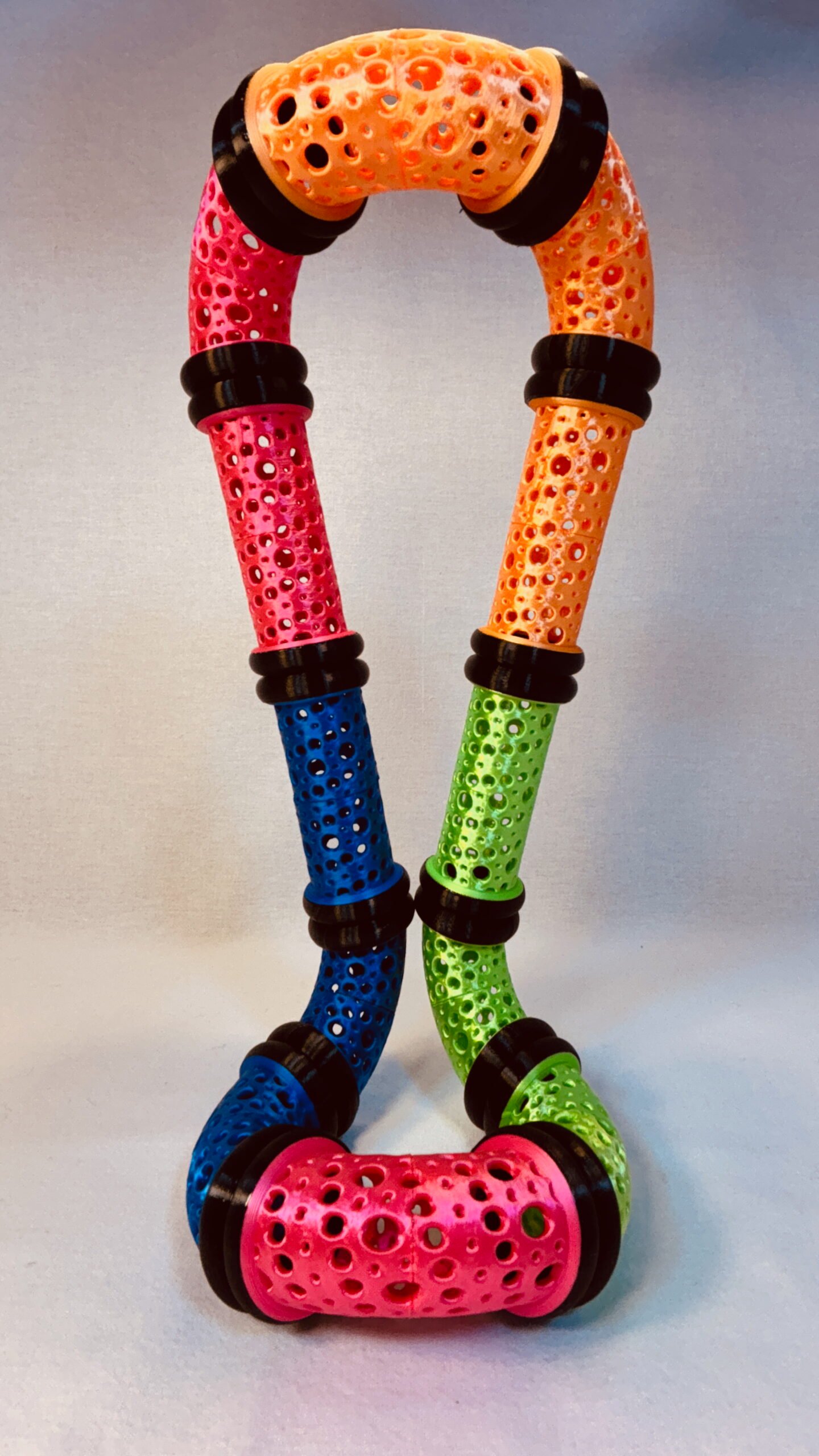 Build Super Flow Tubes into a groovy LED marble run sculpture you can display, play and dance with! Patent Pending # 19/203,500.